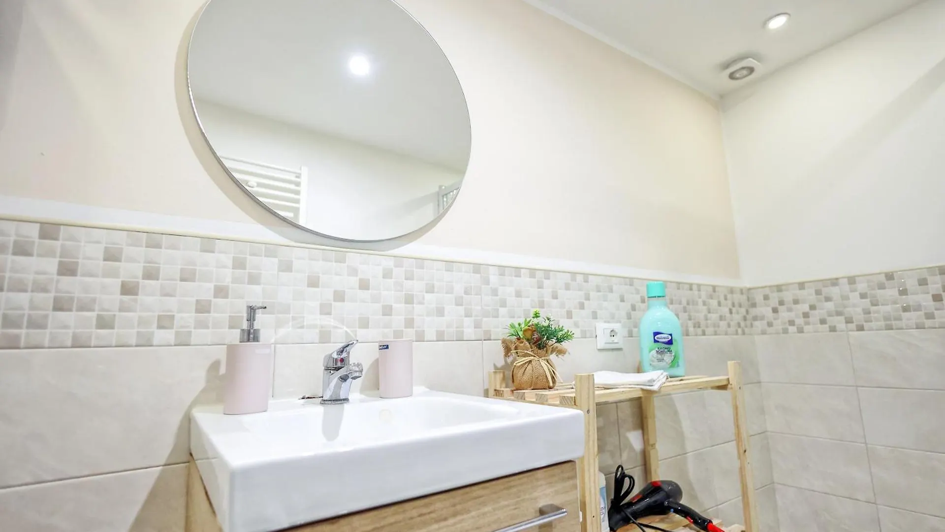 Apartment Ferienwohnung Little House Pisani Palermo