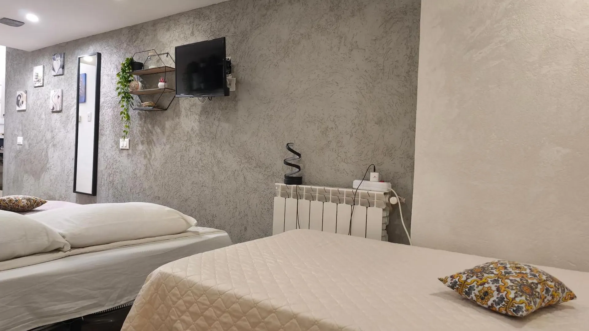 Ferienwohnung Little House Pisani Palermo Italien