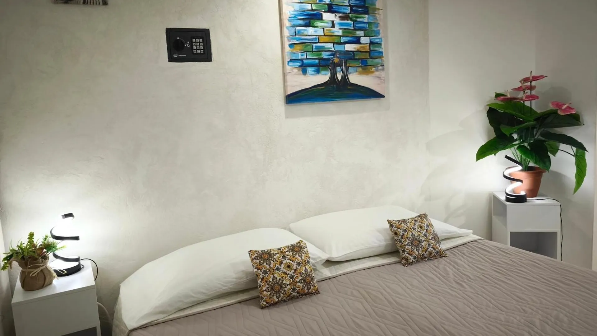 Ferienwohnung Little House Pisani Palermo Italien